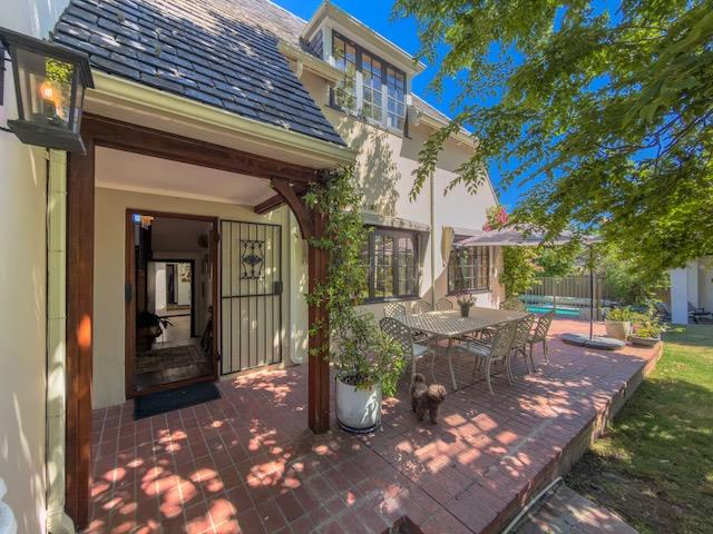 To Let 4 Bedroom Property for Rent in Milnerton Western Cape